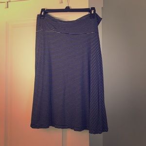 GAP navy and white striped skirt